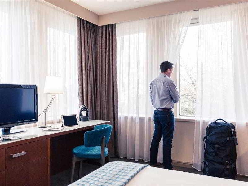 Hotel Mercure Holland House 4*